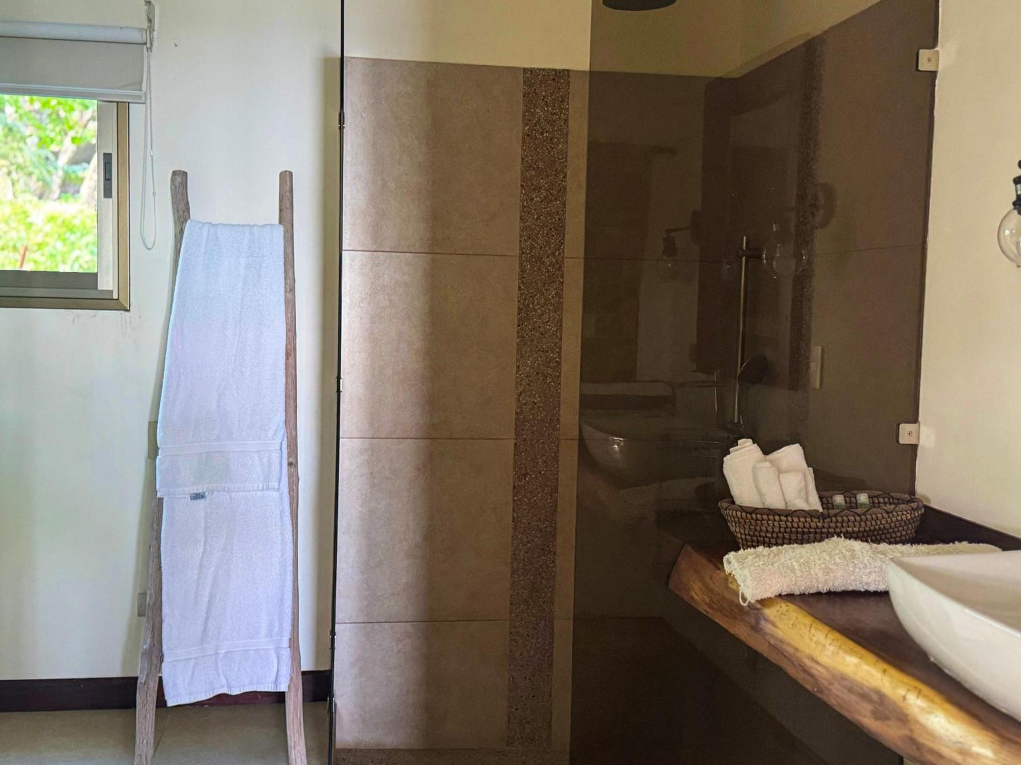 Cocobolo Beach Boutique Hotel San Juanillo Exterior photo